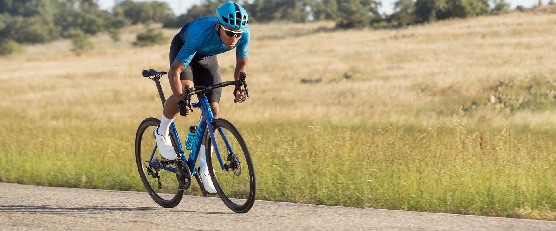 giant propel advanced pro 2 2019 carbon road bike electric blue