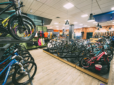 giant bike shop greenhills