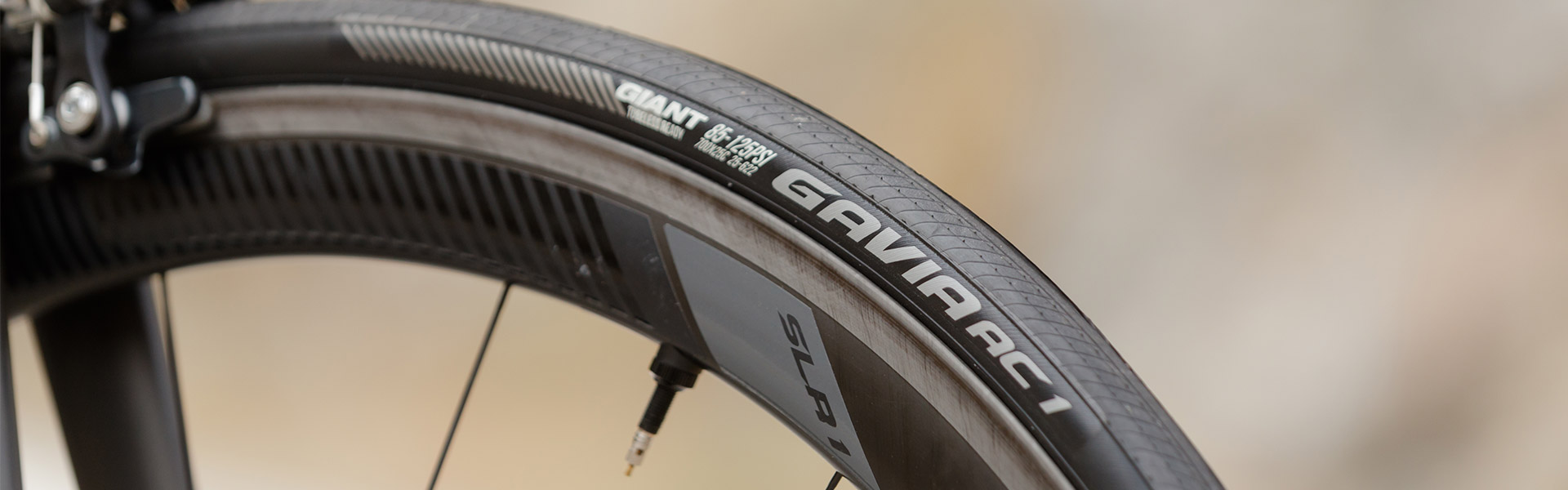 25mm tubeless tyres